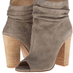 Chinese laundry (Kristin Cavalier) Booties